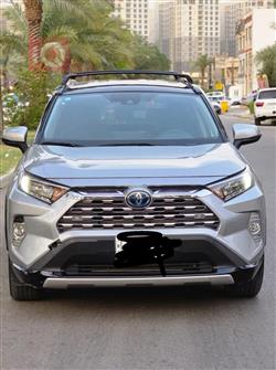 تۆیۆتا ڕاڤ 4